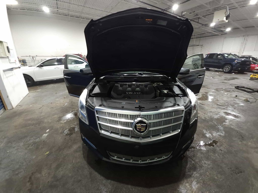 Used 2013 Cadillac XTS Platinum image 30