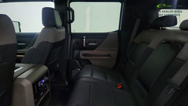 Used 2025 GMC Hummer EV 3X w/ LPO, Illumination Package AWD/4WD image 31