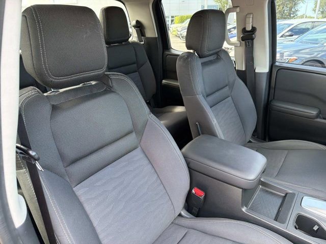 Used 2024 Nissan Frontier SV w/ Tow Package image 17