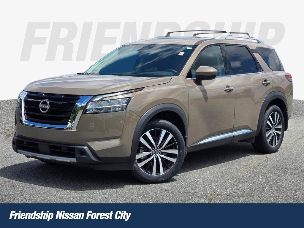 Used 2024 Nissan Pathfinder Platinum w/ Cargo Package AWD/4WD image 1