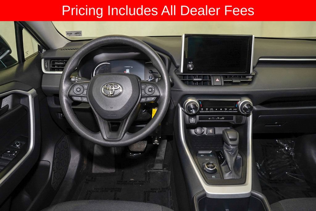 Certified 2025 Toyota RAV4 LE AWD/4WD image 6