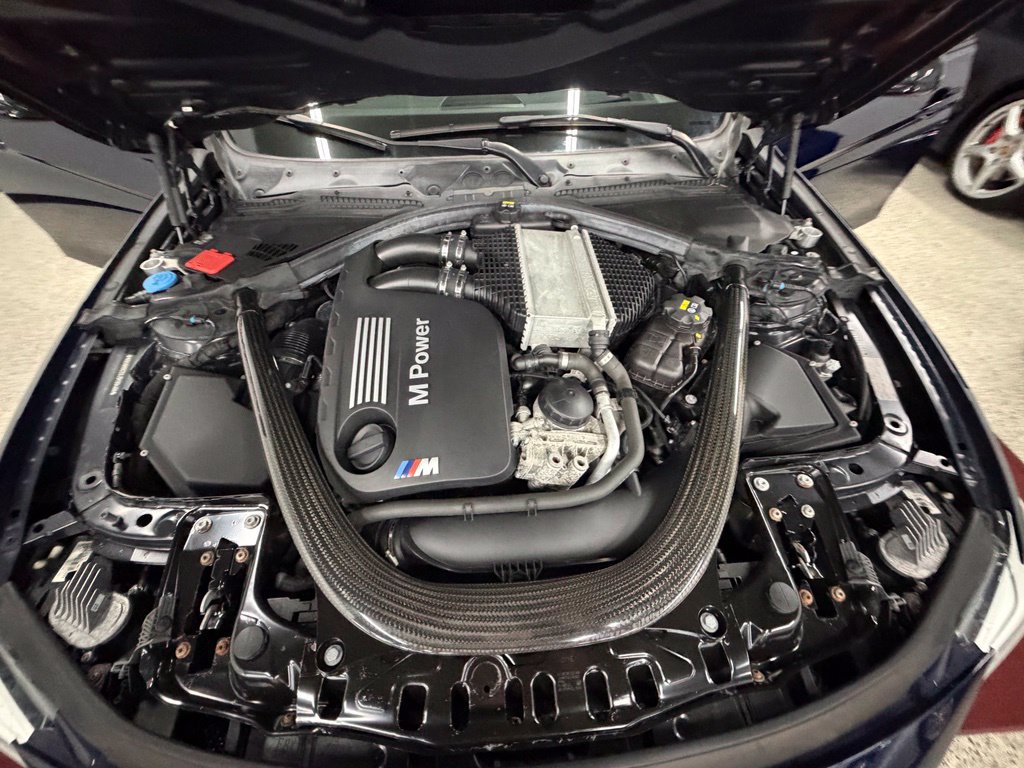 Used 2018 BMW M3 RWD image 41