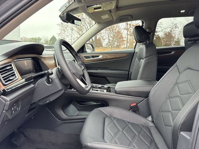 New 2026 Volkswagen Atlas SE image 12