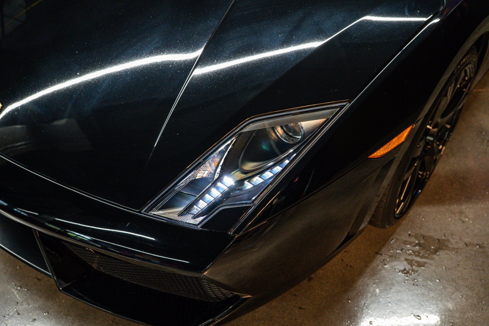 Used 2011 Lamborghini Gallardo LP 560-4 AWD/4WD image 12