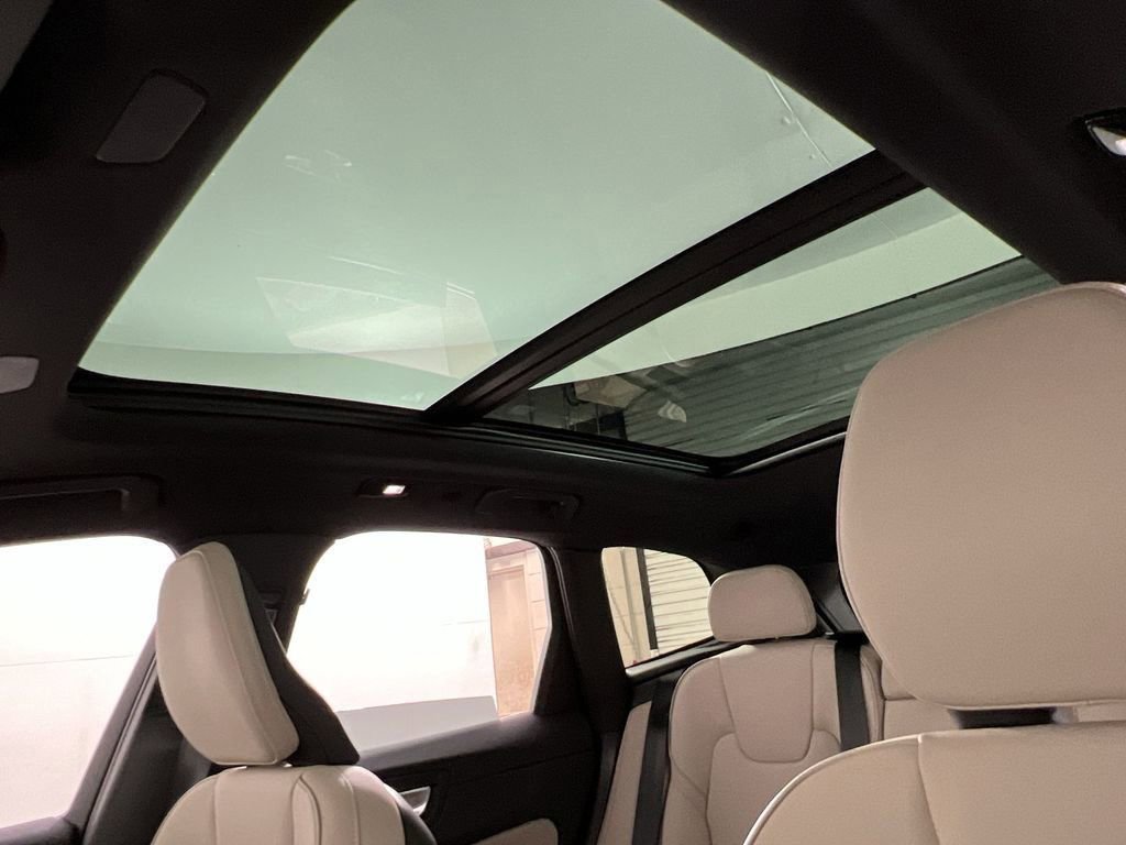 New 2026 Volvo XC60 B5 Plus w/ Climate Package image 13