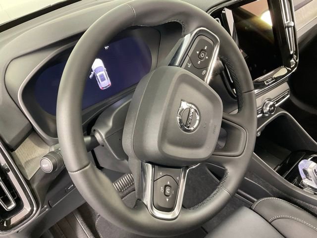 New 2026 Volvo XC40 B5 Plus w/ Protection Package Premier image 24