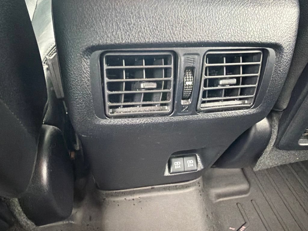 Used 2021 Toyota 4Runner Limited AWD/4WD image 12