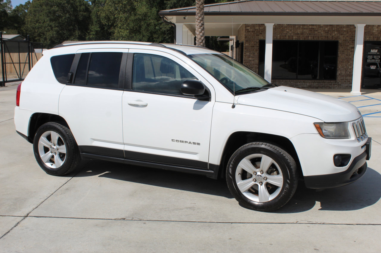 Used 2016 Jeep Compass Sport w/ Power Value Group image 19