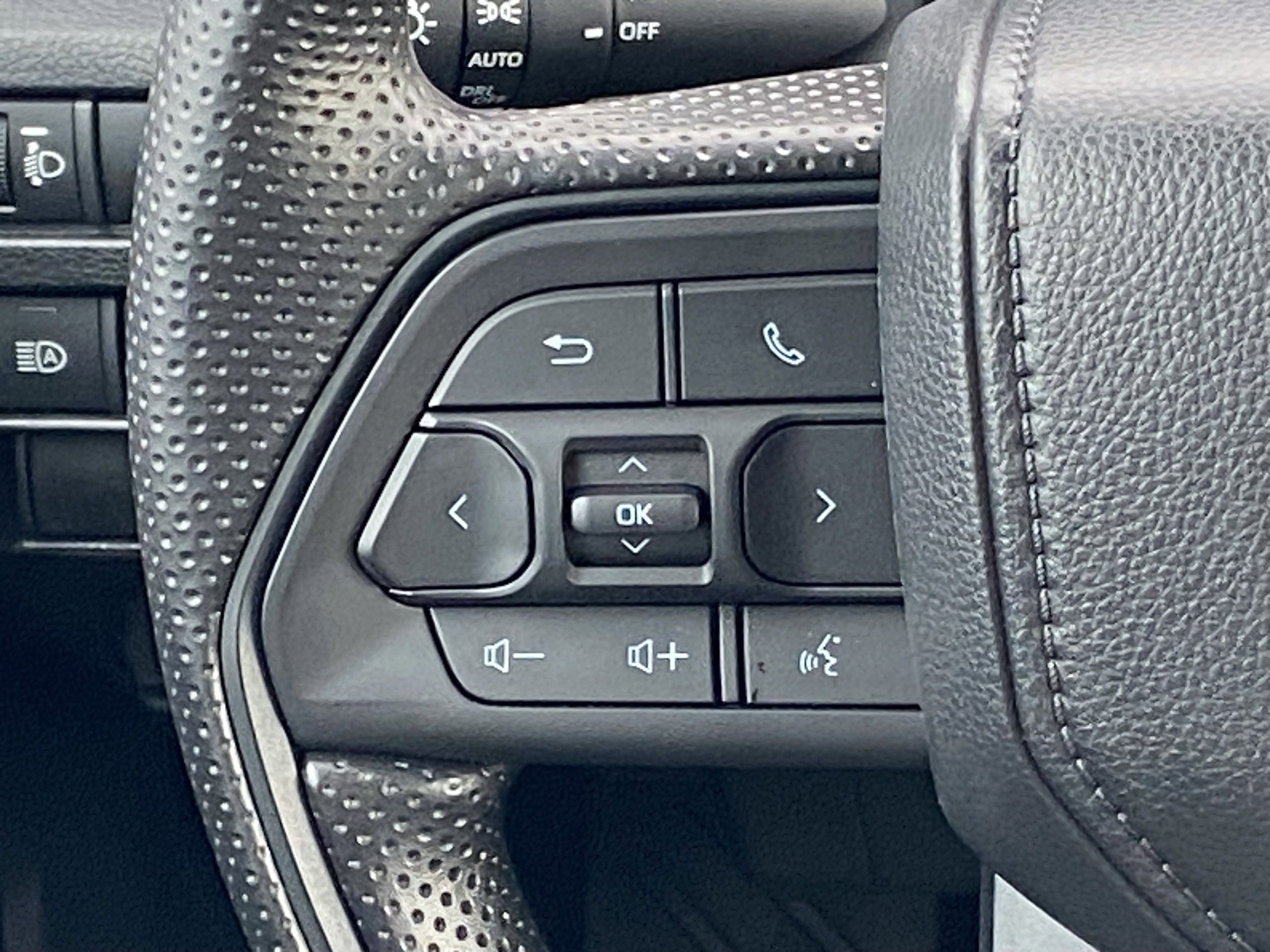 Certified 2026 Toyota Tacoma SR5 image 17