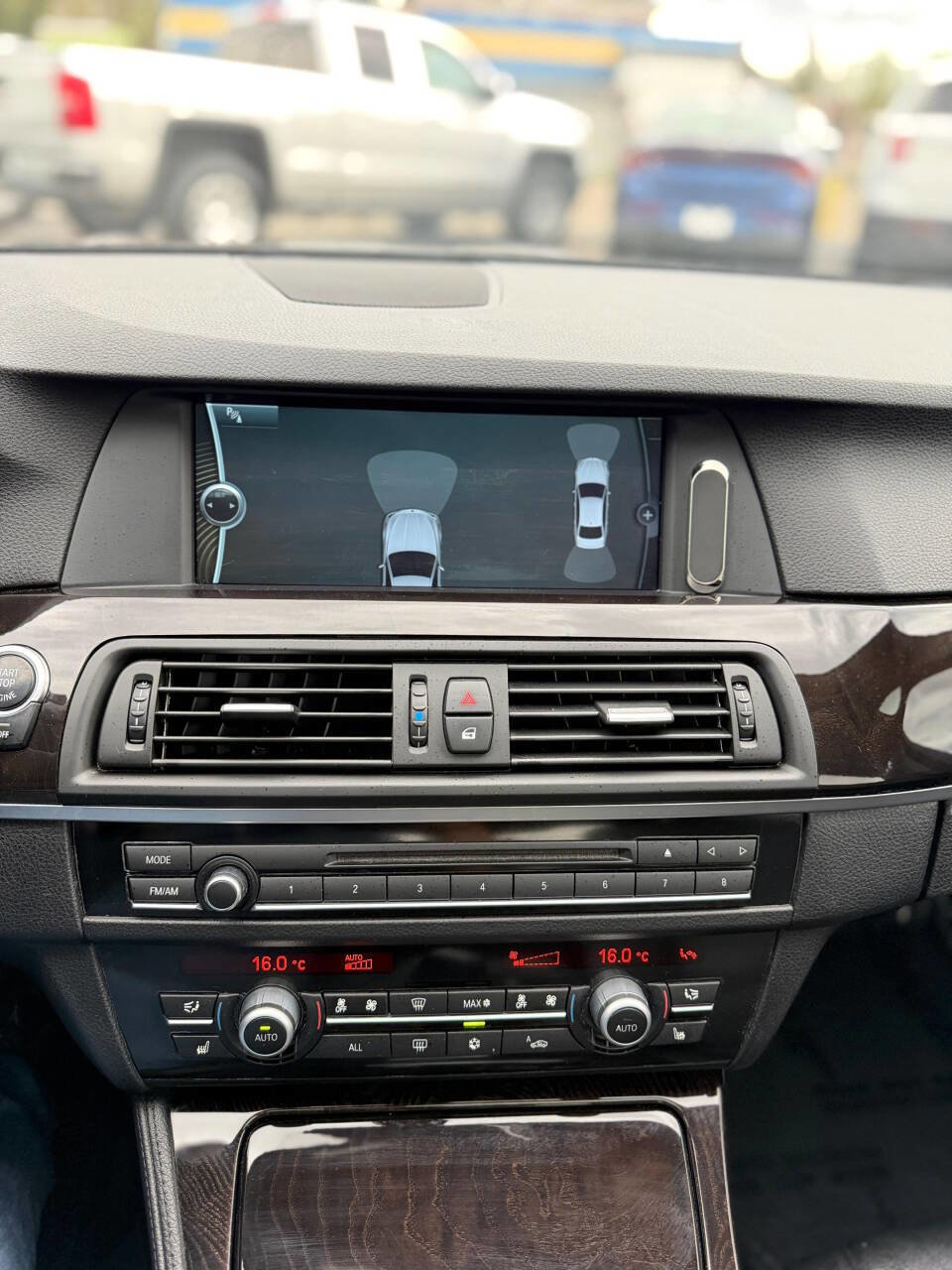 Used 2012 BMW 528i xDrive Sedan AWD/4WD image 26