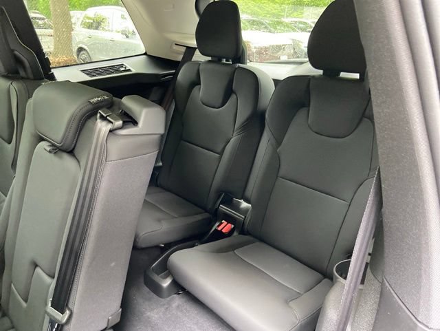 New 2026 Volvo XC90 T8 Plus AWD/4WD image 17