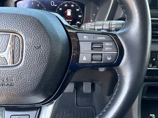 Used 2025 Honda Pilot Elite image 13