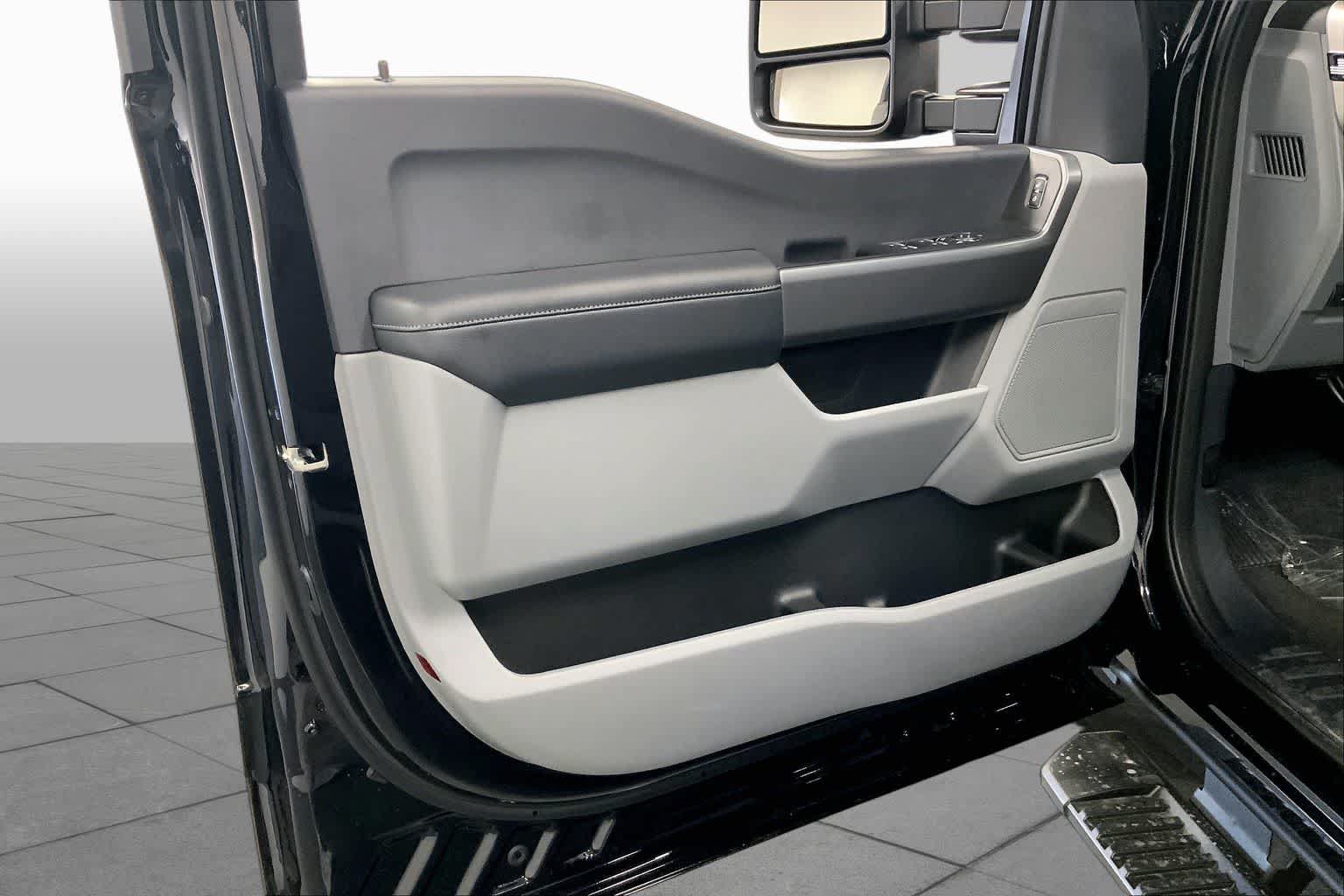 New 2026 Ford F250 XL w/ STX Appearance Package AWD/4WD image 10