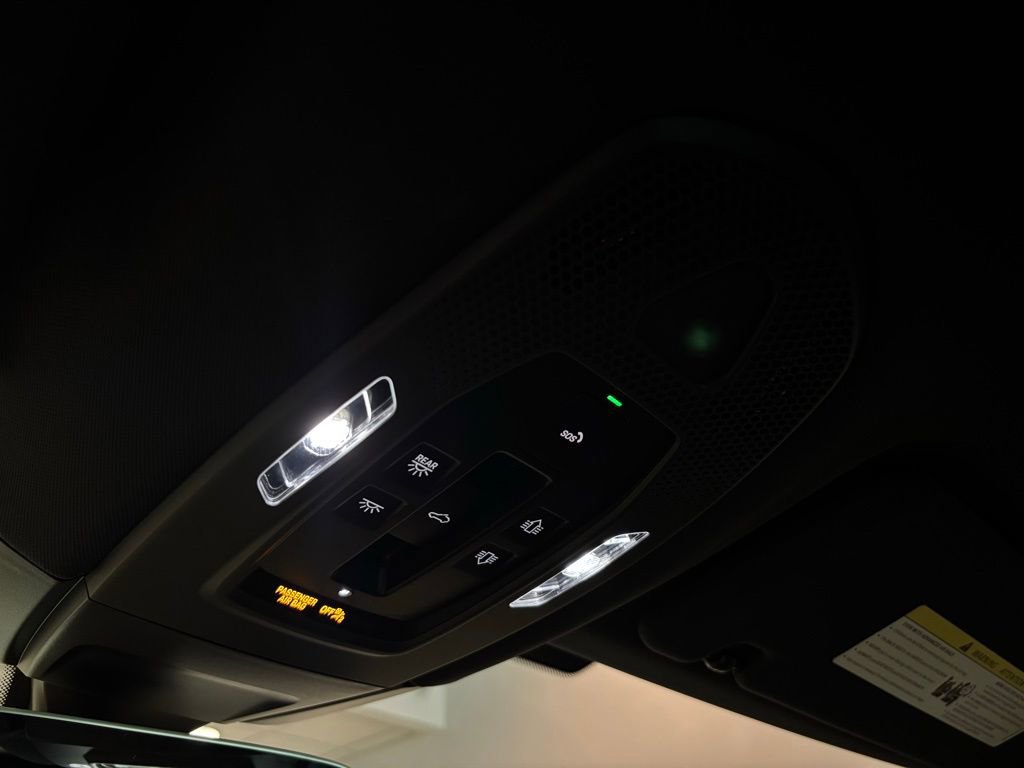 Used 2026 Porsche Panamera image 27