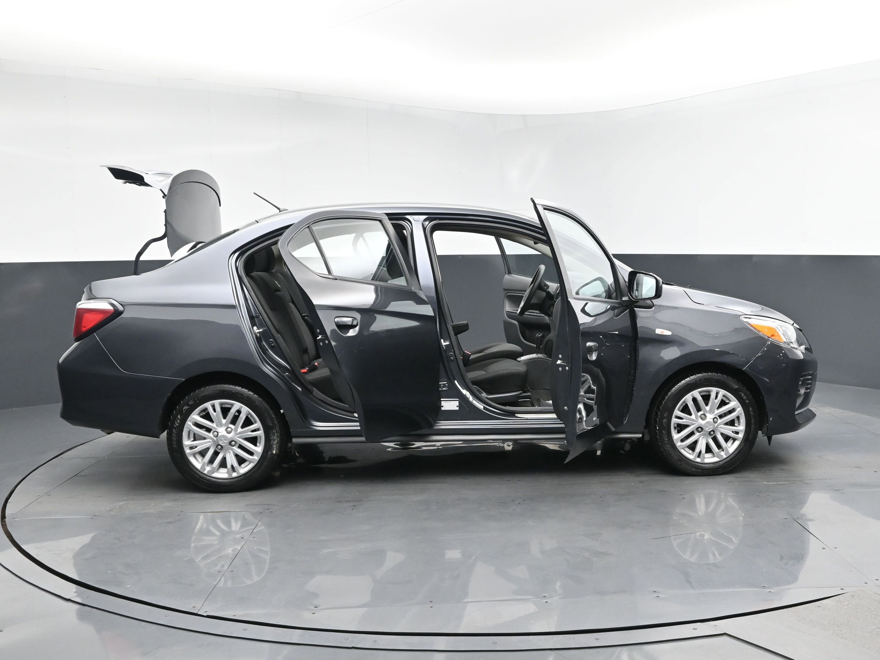 Used 2024 Mitsubishi Mirage G4 ES image 26