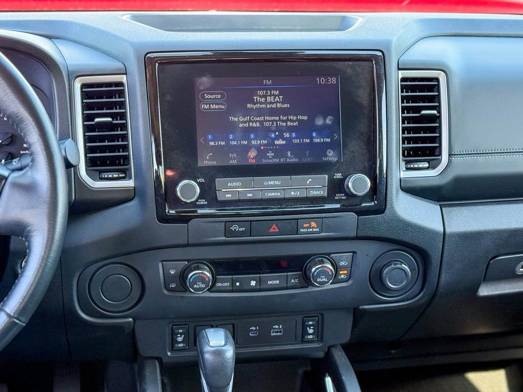 Used 2024 Nissan Frontier SV w/ SV Convenience Package image 27