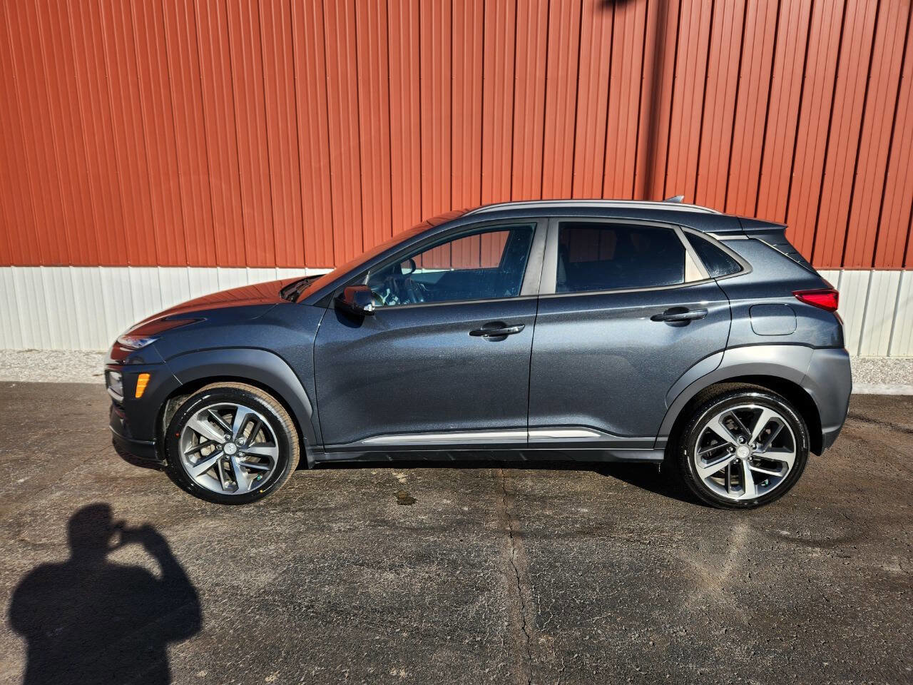 Used 2019 Hyundai Kona Limited image 2