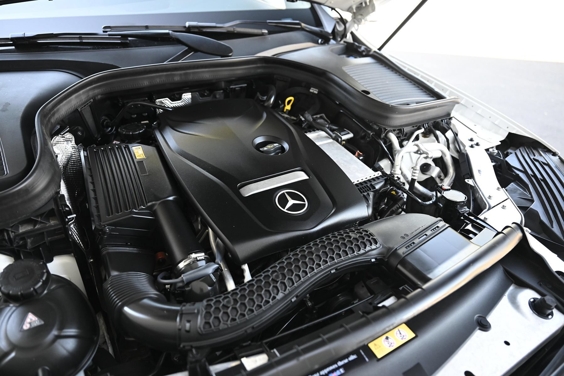 Used 2017 Mercedes-Benz GLC 300 4MATIC image 24