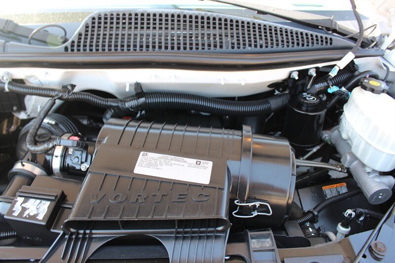 Used 2020 Chevrolet Express 3500 LT w/ LT Preferred Equipment Group RWD image 36