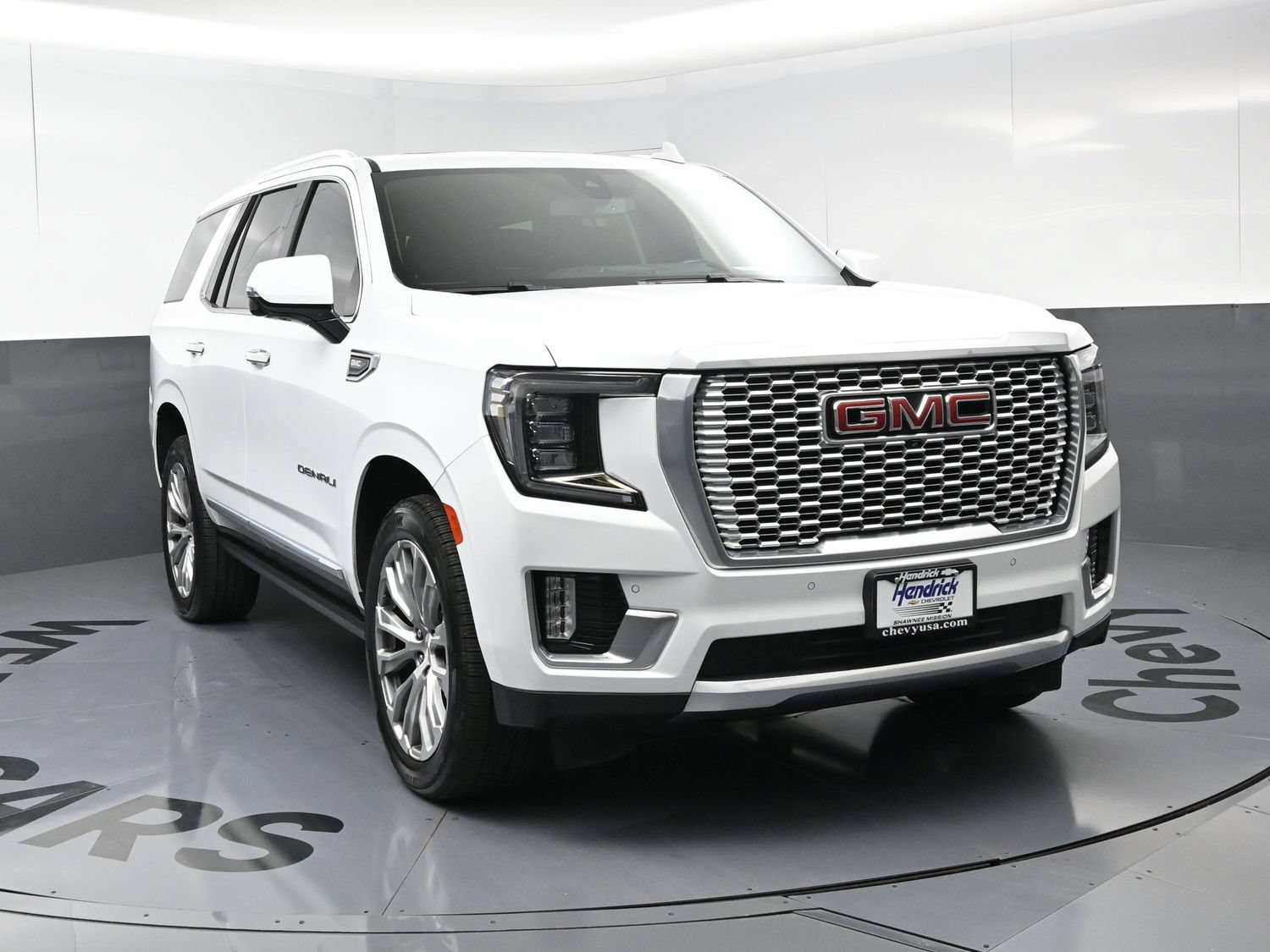 Used 2022 GMC Yukon Denali AWD/4WD image 3