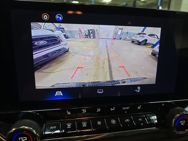 Used 2023 Chevrolet Colorado Z71 w/ Z71 Convenience Package 2 image 26