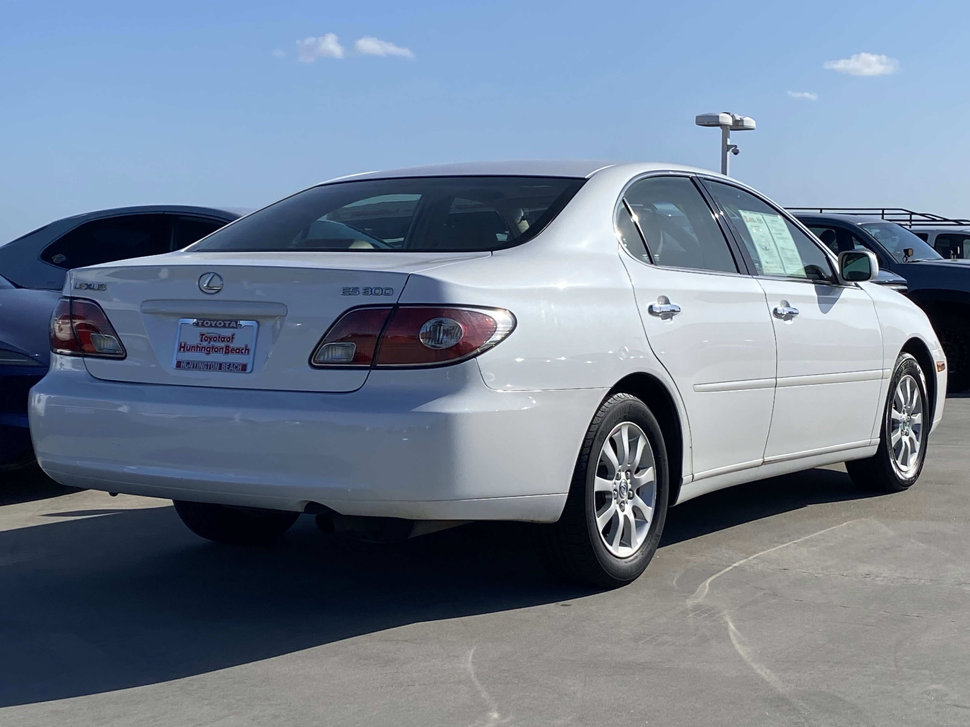 Used 2003 Lexus ES 330 image 3