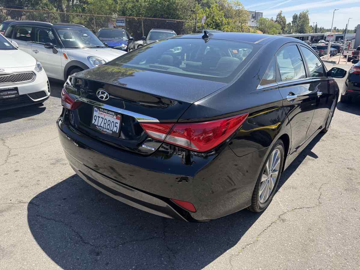 Used 2014 Hyundai Sonata Limited w/ Technology Package 05 FWD image 6