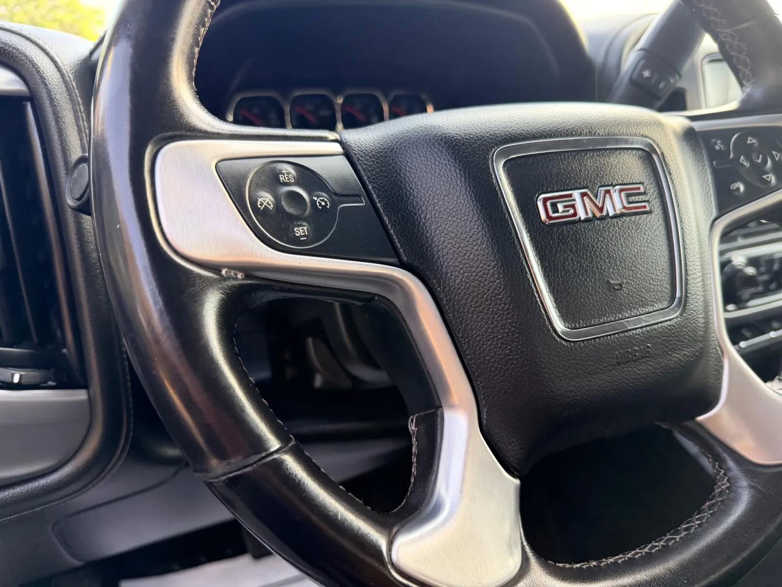 Used 2017 GMC Sierra 1500 SLE w/ SLE Value Package RWD image 30