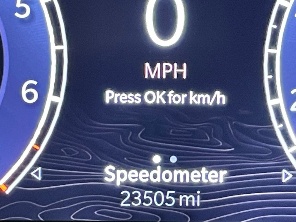 Used 2023 Jeep Grand Cherokee Altitude image 6