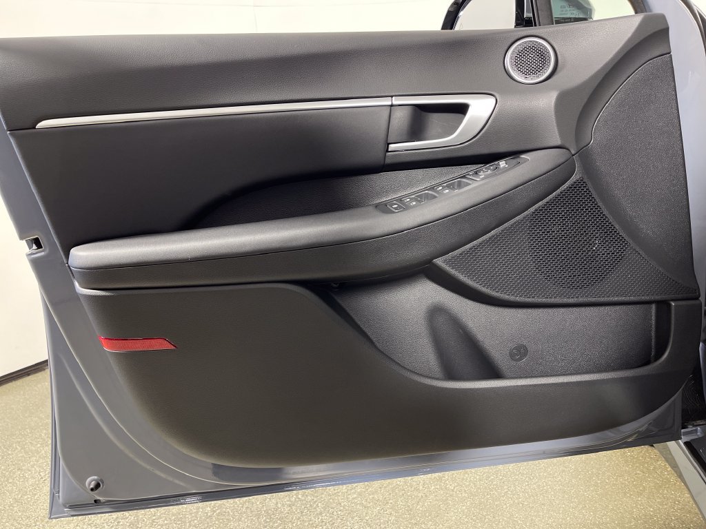 New 2026 Hyundai Sonata SEL FWD image 19