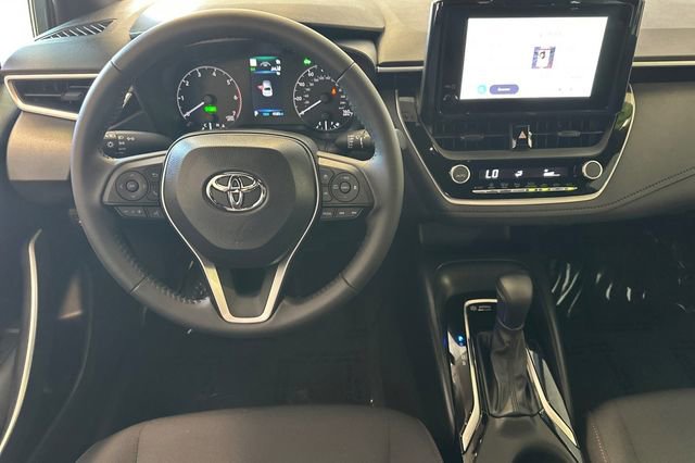 Certified 2024 Toyota Corolla SE FWD image 18