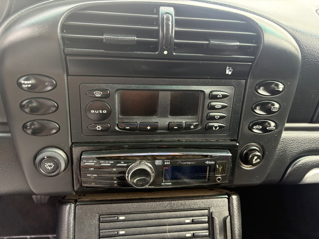 Used 2003 Porsche 911 Carrera image 19