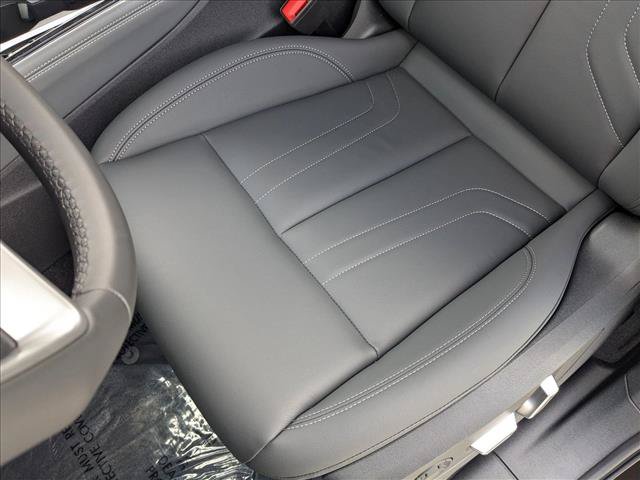 New 2026 Audi Q3 quattro 2.0T w/ Technology Package AWD/4WD image 4