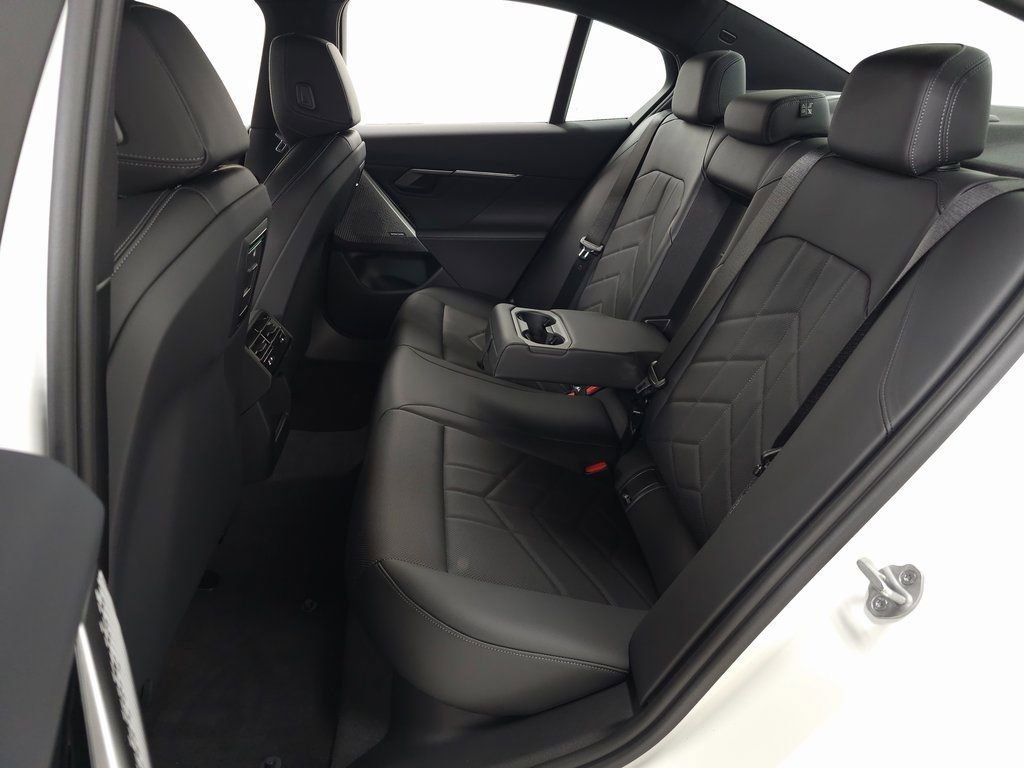 New 2026 BMW i5 eDrive40 image 35