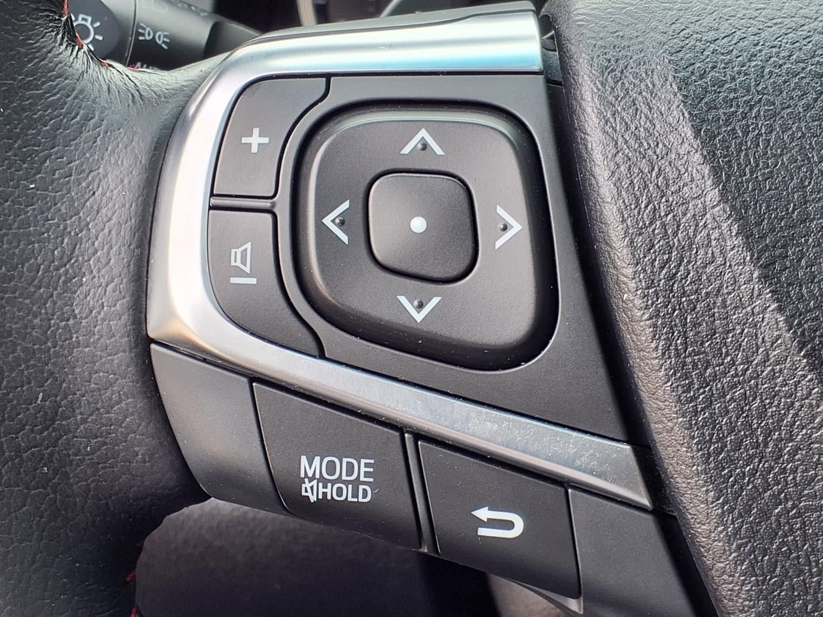 Used 2016 Toyota Camry XSE w/ Moonroof Package FWD image 14