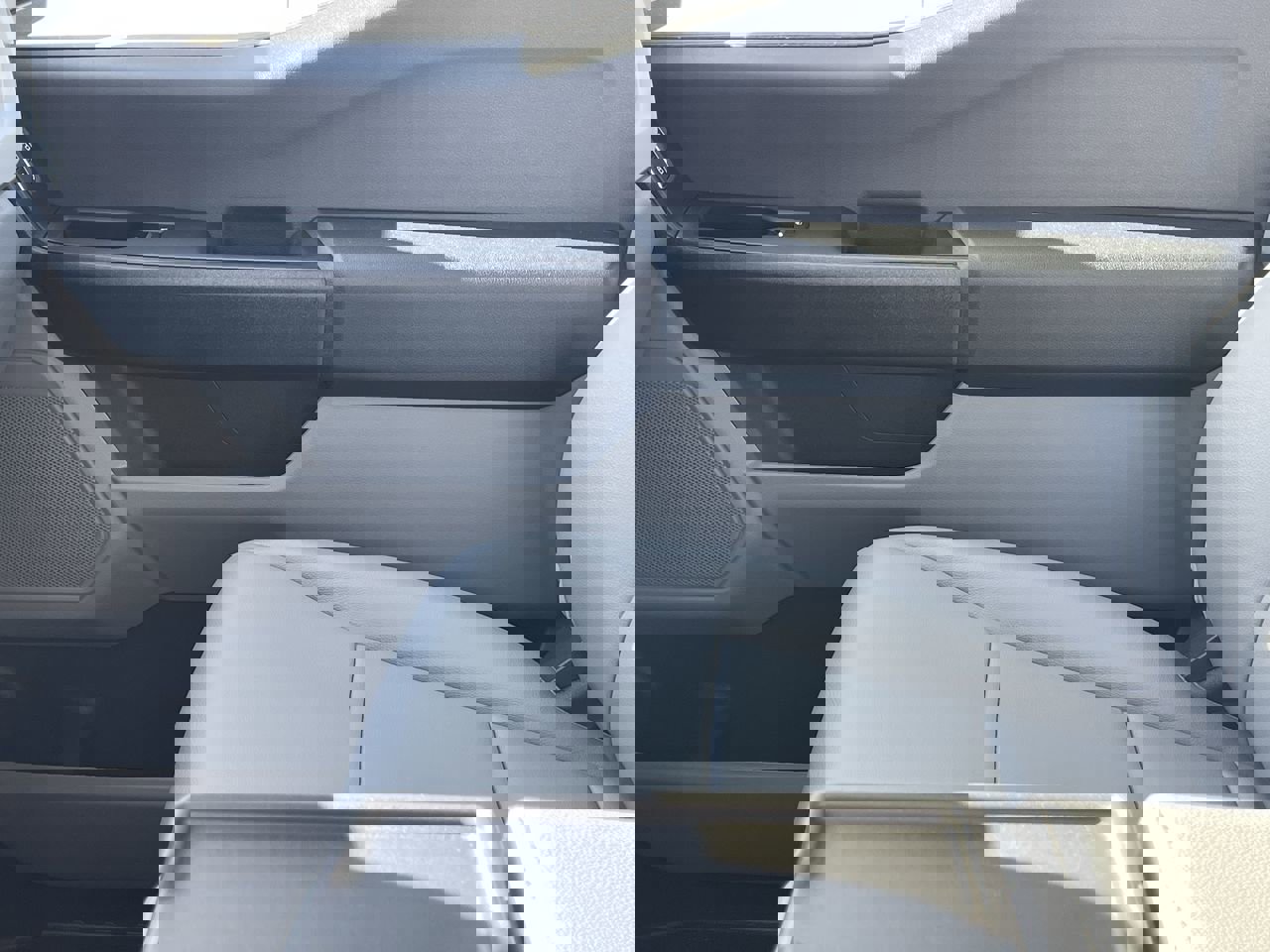 New 2026 Ford F550 2WD SuperCab Super Duty image 21