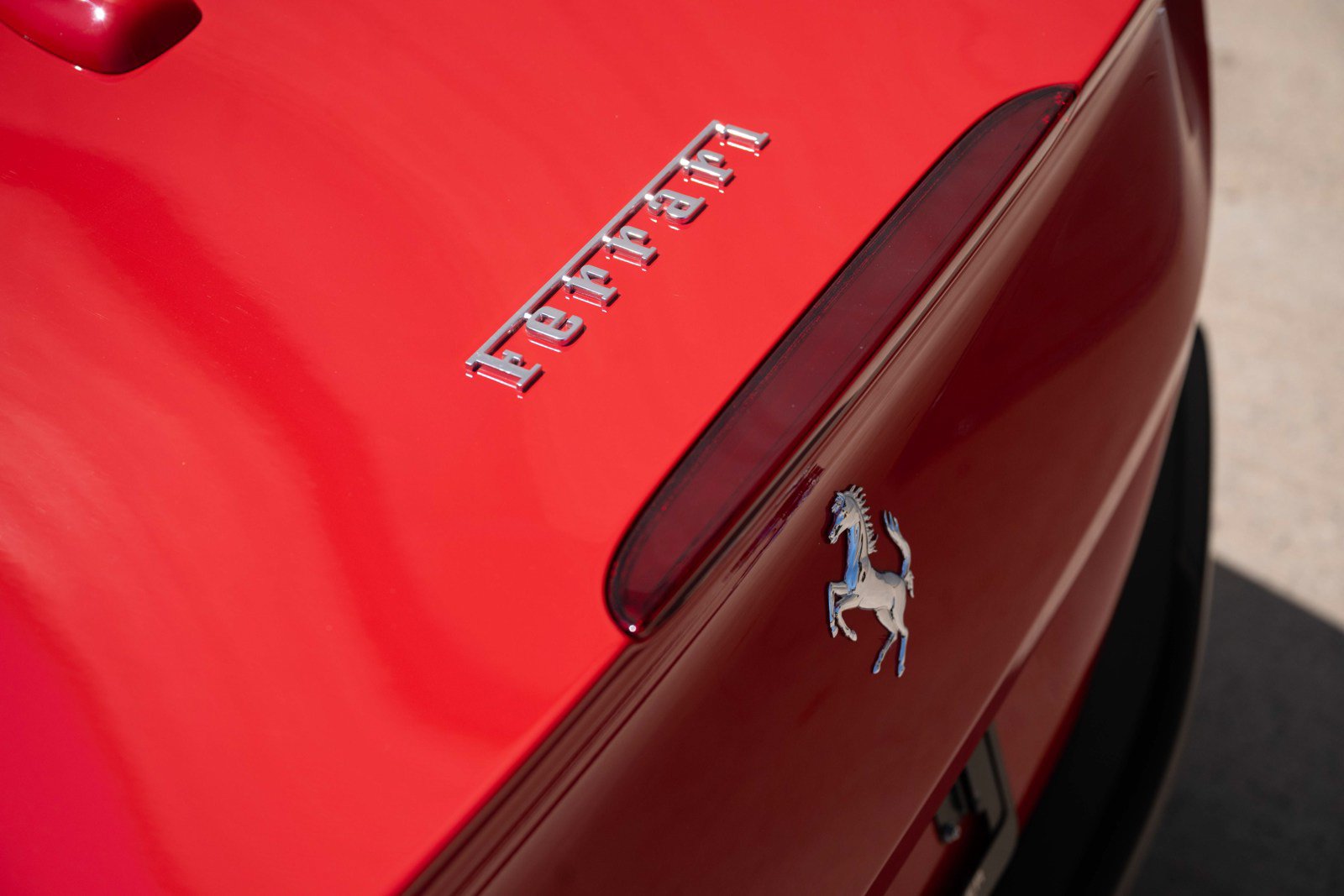 Used 2019 Ferrari Portofino RWD image 22