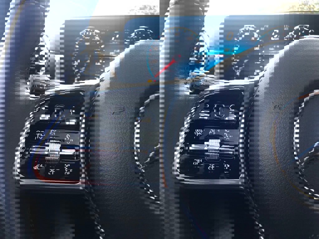 Certified 2023 Mercedes-Benz CLA 250 4MATIC image 23