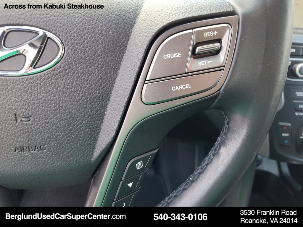 Used 2018 Hyundai Santa Fe SE FWD image 26