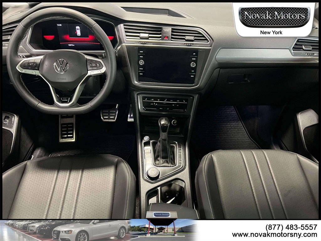 Used 2023 Volkswagen Tiguan SE R-Line image 15
