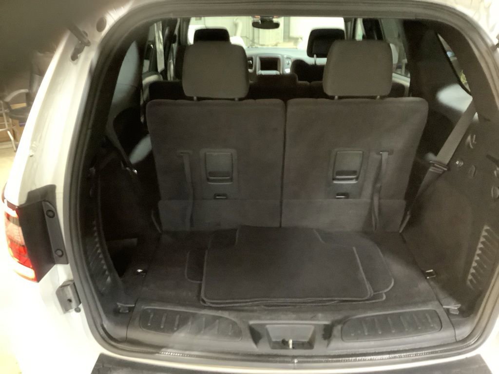 Used 2020 Dodge Durango SXT image 11