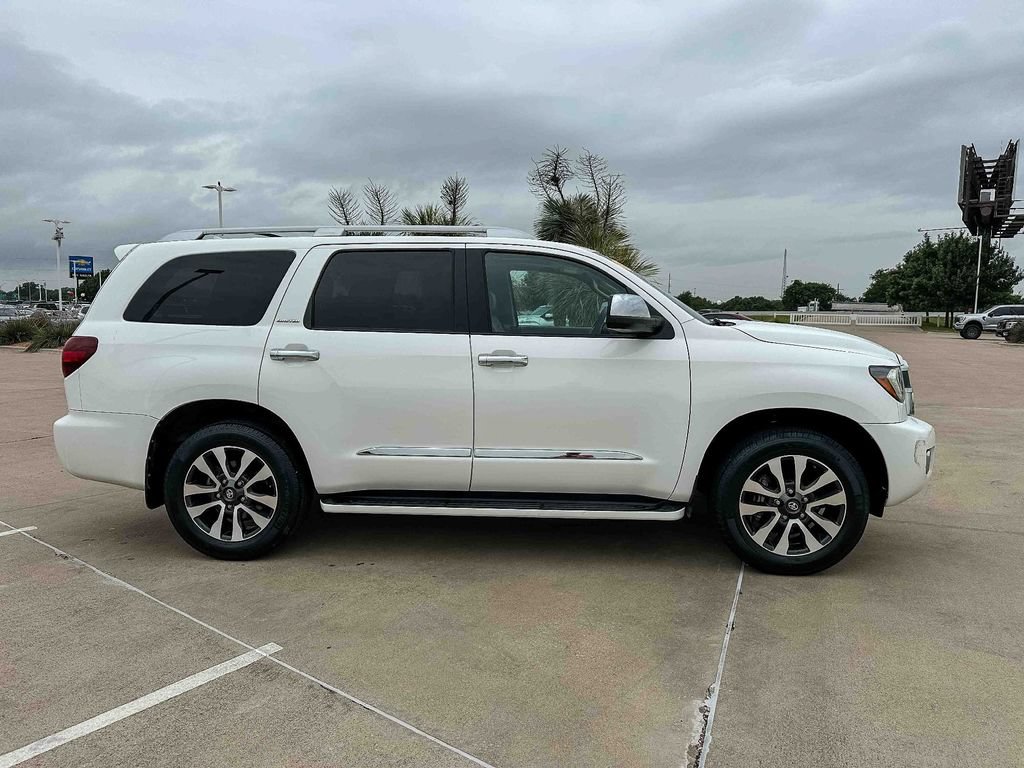 Used 2018 Toyota Sequoia Limited w/ Safety & Convenience Package RWD image 2