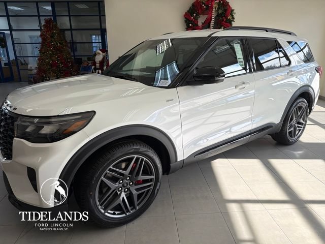 New 2026 Ford Explorer ST-Line w/ ST-Line Street Pack RWD image 4