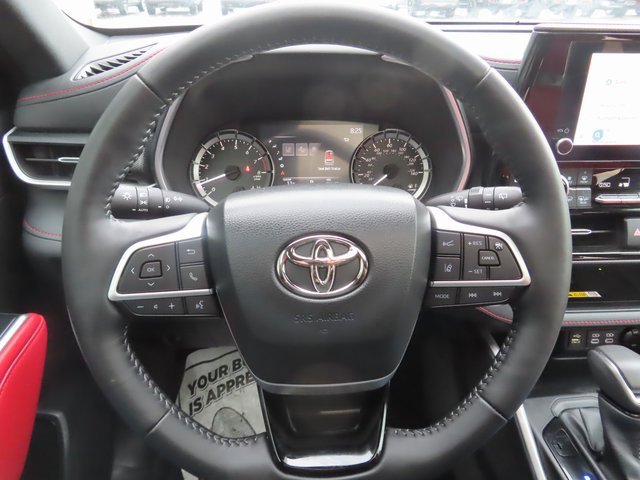 Used 2023 Toyota Highlander XSE image 34