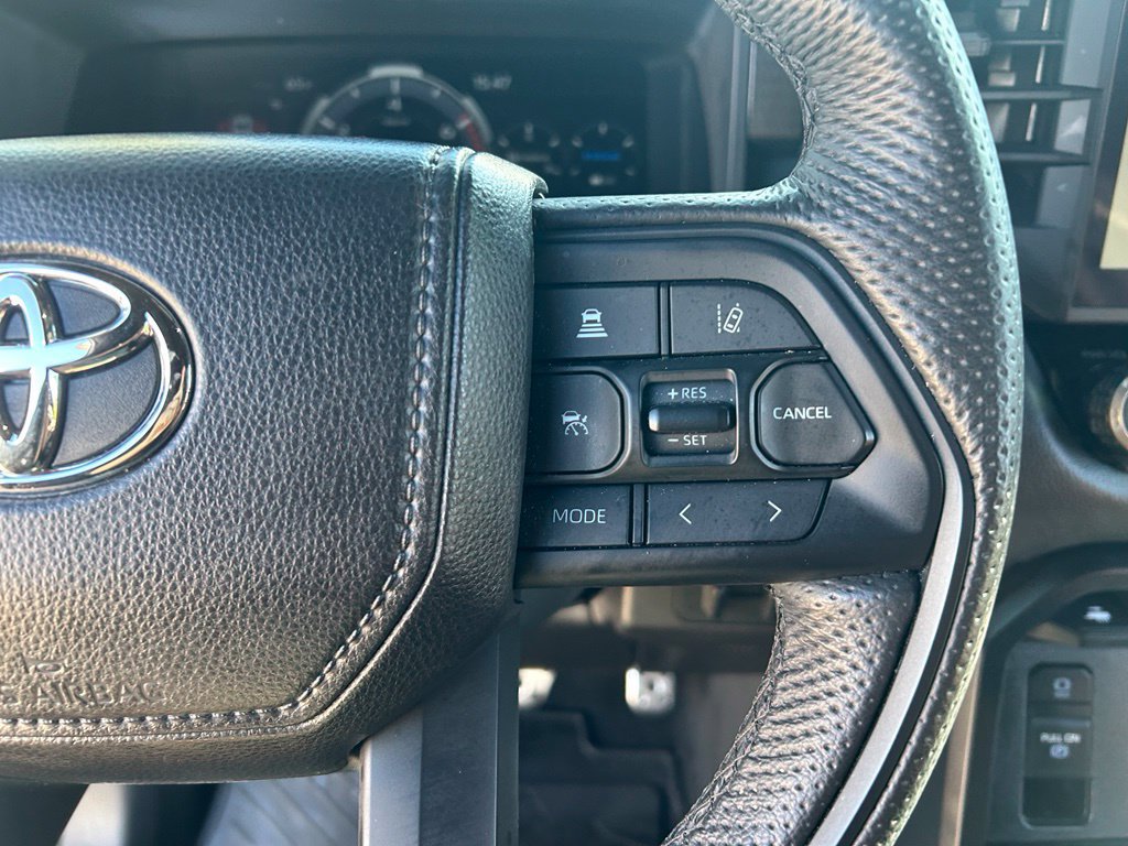 Used 2025 Toyota Sequoia TRD Pro AWD/4WD image 12