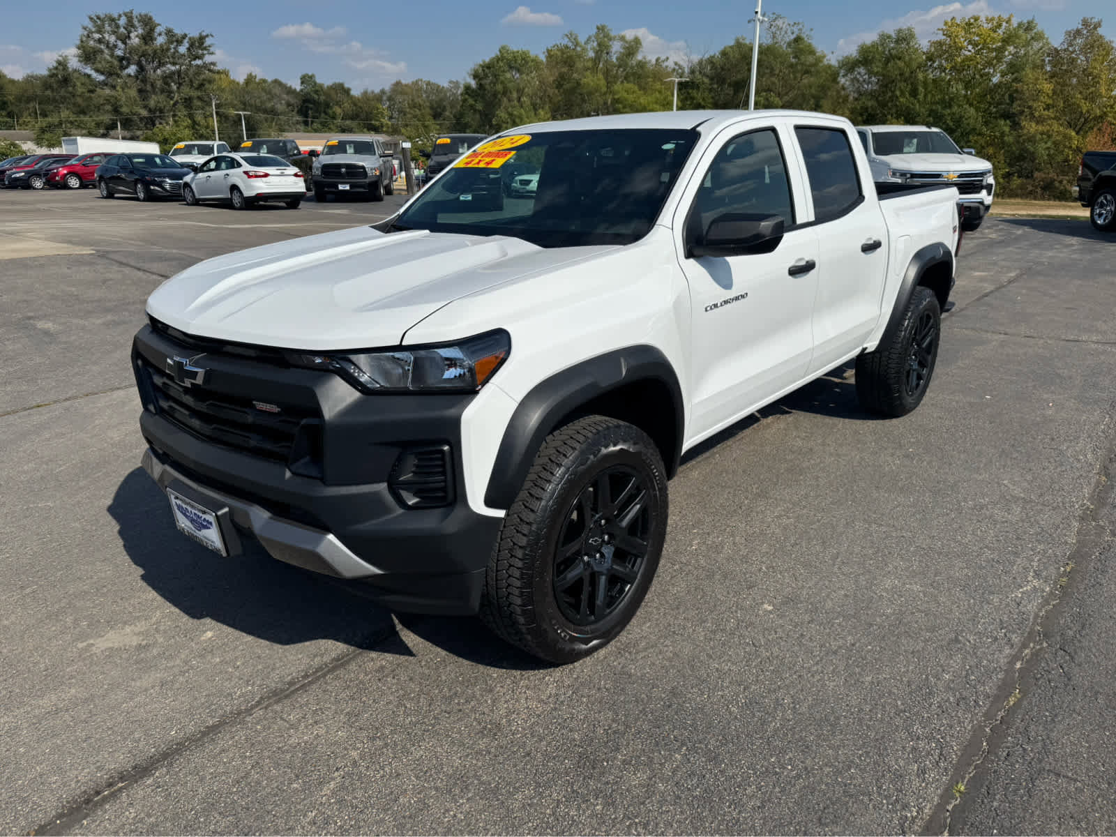 Used 2024 Chevrolet Colorado Trail Boss w/ Advanced Trailering Package image 8