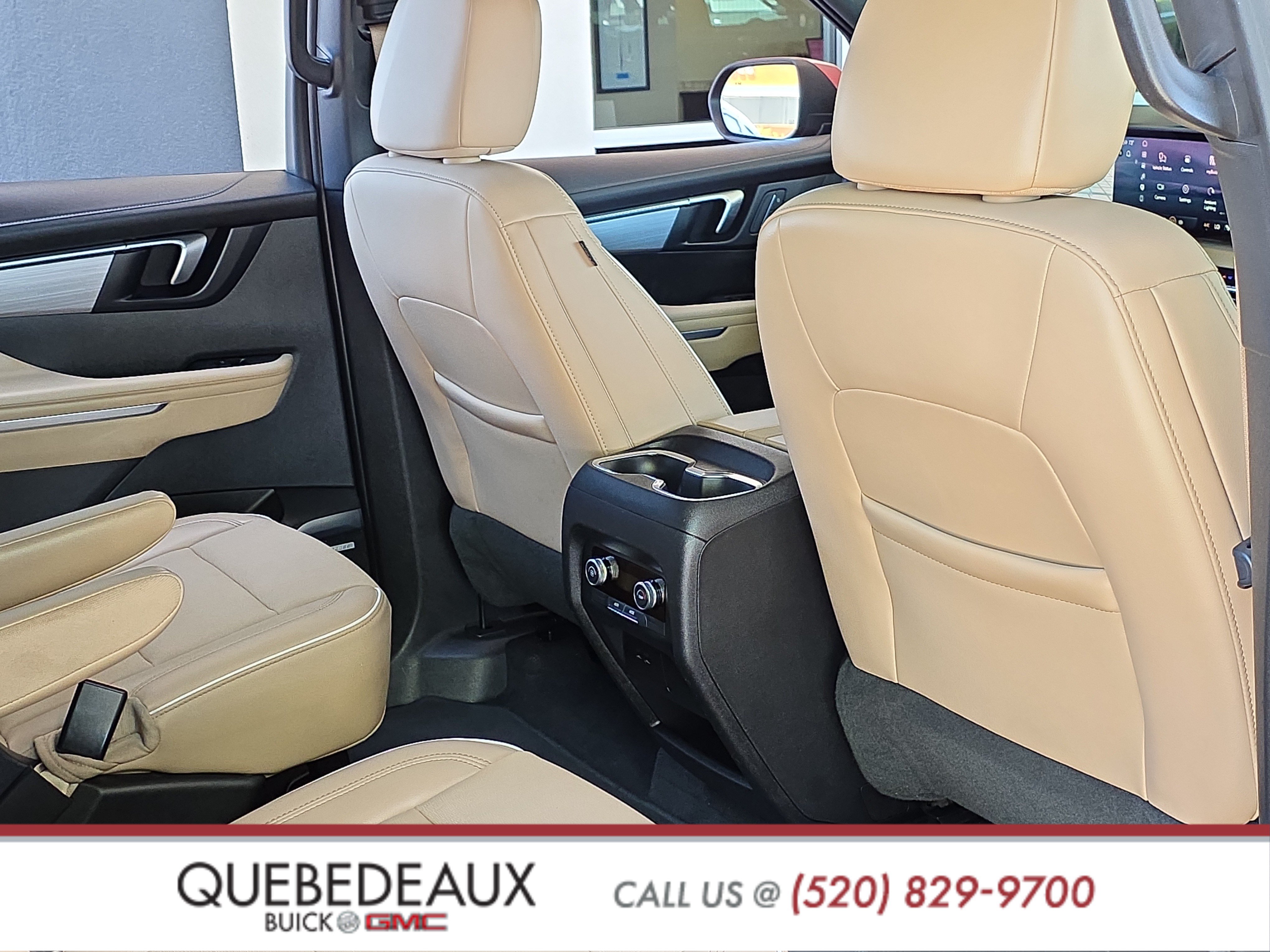 Used 2025 Buick Enclave Preferred FWD image 27