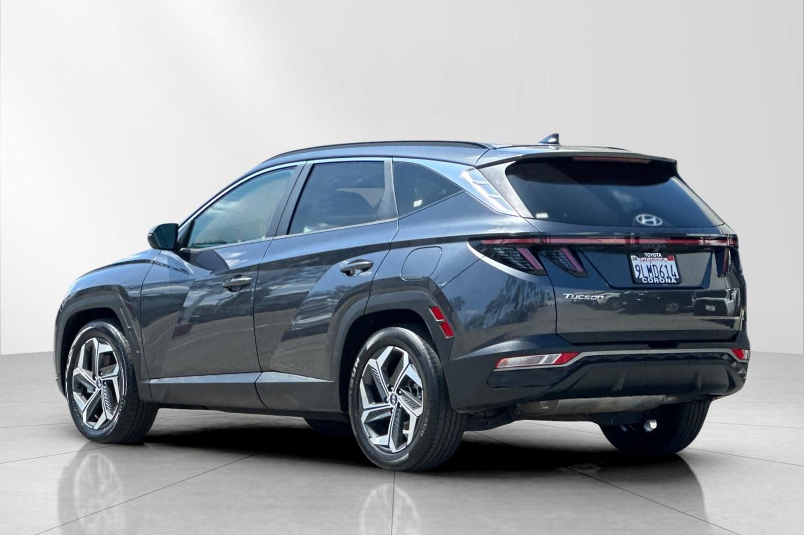 Used 2022 Hyundai Tucson SEL w/ Convenience + Premium Package FWD image 6