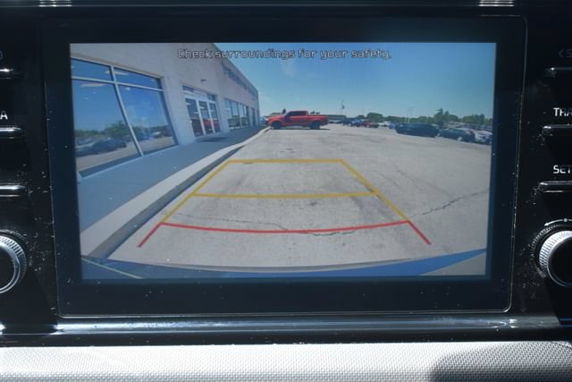 Used 2022 Kia K5 LX FWD image 5