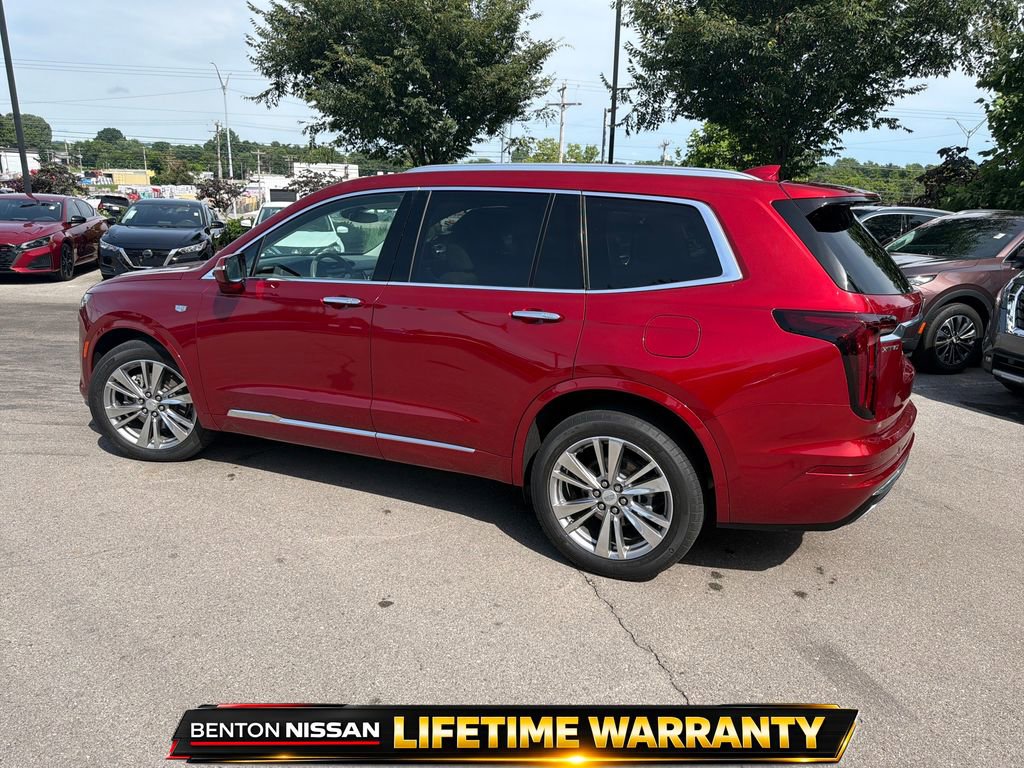 Used 2024 Cadillac XT6 Premium Luxury FWD image 6